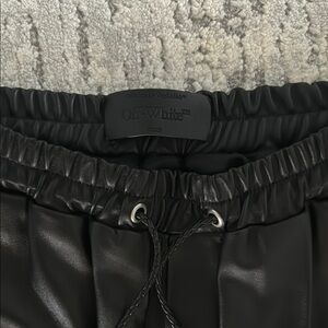 NWOT OFF-WHITE LEATHER JOGGERS WITH DRAWSTRINGS M 48 Lambskin original $2250